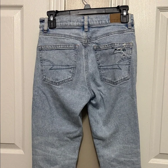 American Eagle Outfitters Women's Blue Distressed Boyfriend Jeans - Picture 5 of 6